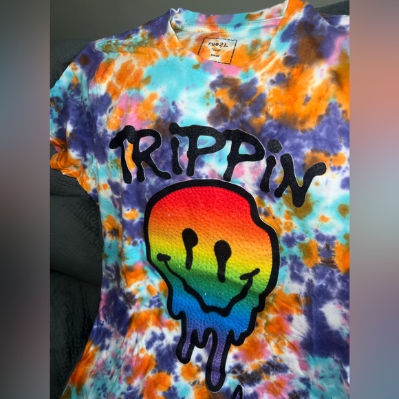 Rue21 TRIPPIN 🍄 t-shirt size small - Picture 6 of 9